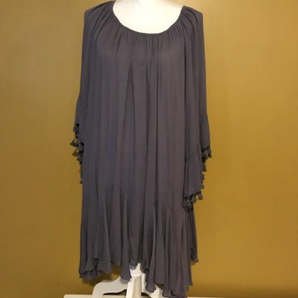 (NWT) Paisley Vine Grey Tunic/Dress/Shirt
